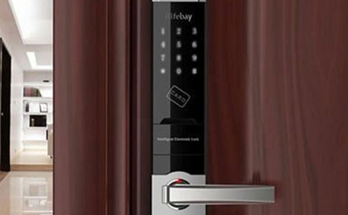 聂荣24小时上门开锁公司